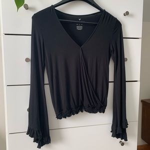 American Eagle long sleeve shirt